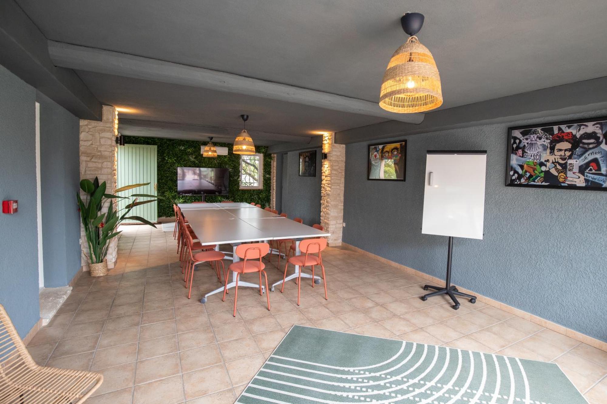 Hotel La Perna Pernes-les-Fontaines Εξωτερικό φωτογραφία